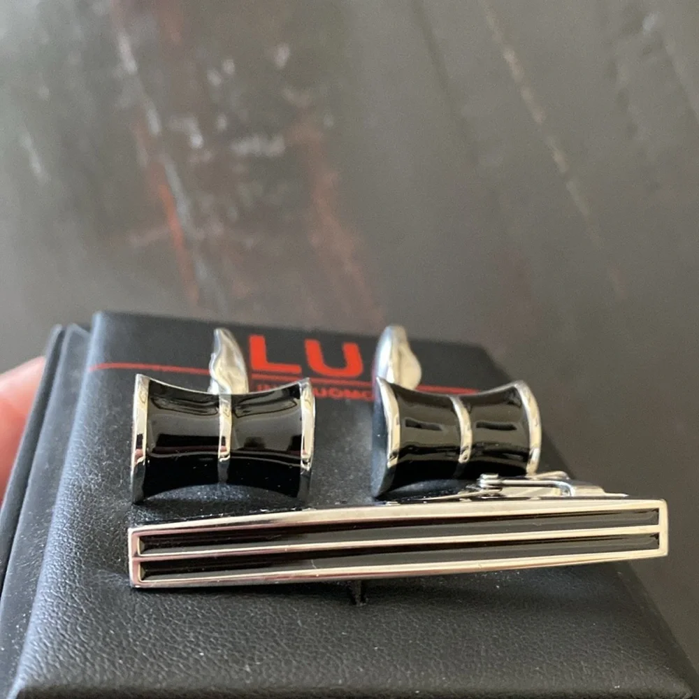 Linea Uomo Cufflinks and Tie Clip Set